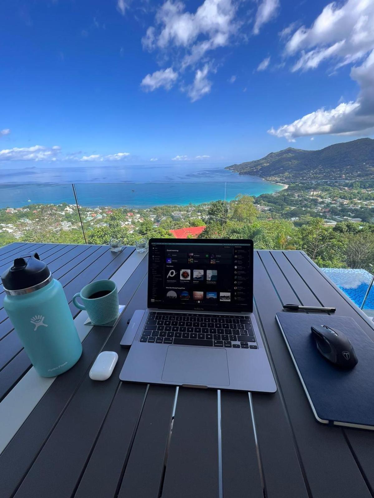 Paradise Heights Luxury Apartments & Villa Beau Vallon  Kamer foto